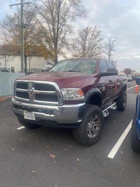 2017 RAM 2500 Tradesman Crew Cab 4x4 6'4' Box