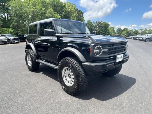 2023 Ford Bronco Base
