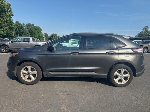 MAGNETIC METALLIC 2017 Ford Edge SE