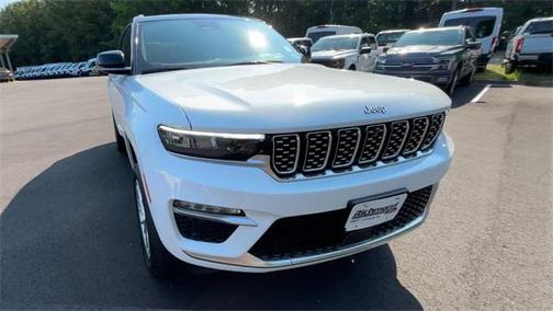 2023 Jeep Grand Cherokee Summit