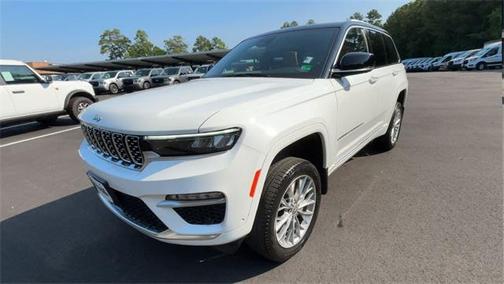 2023 Jeep Grand Cherokee Summit