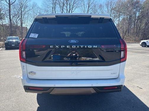 STAR WHITE MET TRI-COAT 2026 Ford Expedition Max King Ranch