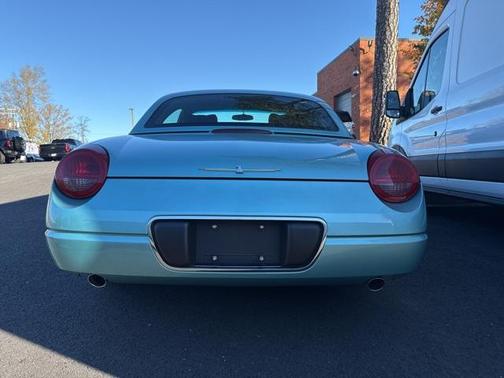 2002 Ford Thunderbird Base