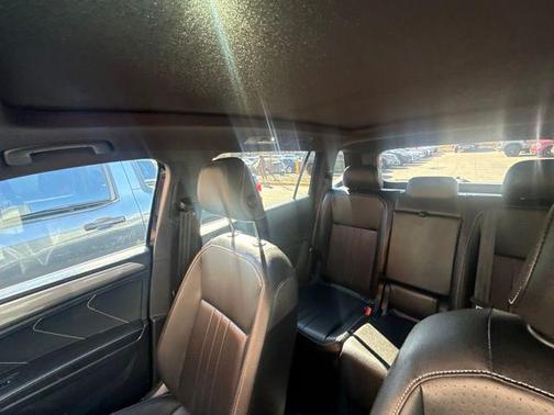 2022 Volkswagen Tiguan 2.0T SE R-Line Black 4MOTION