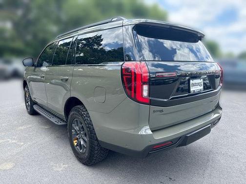 WILD GREEN 2025 Ford Expedition Tremor