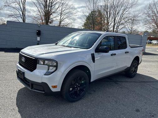 SPACE WHITE METALLIC 2025 Ford Maverick XLT