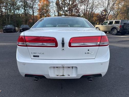 2010 Lincoln MKZ Base