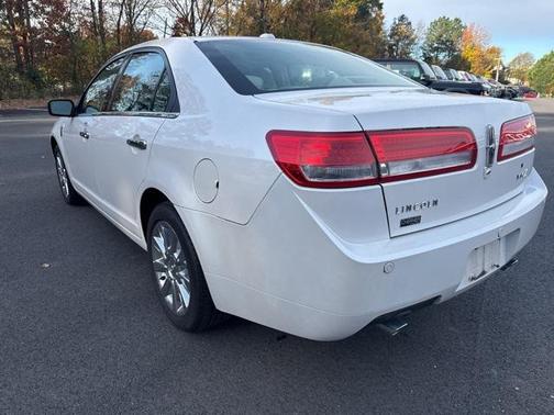 2010 Lincoln MKZ Base
