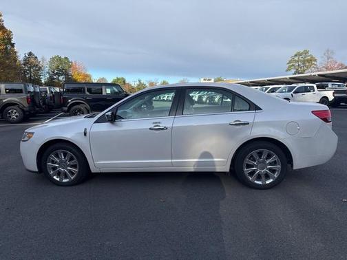 2010 Lincoln MKZ Base