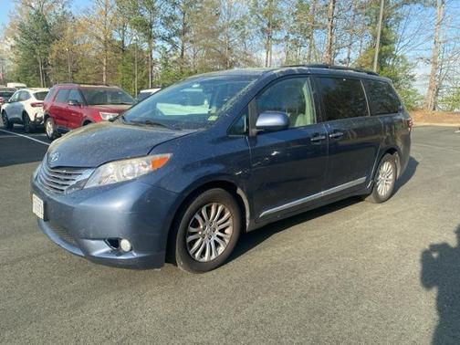 2017 Toyota Sienna XLE Premium