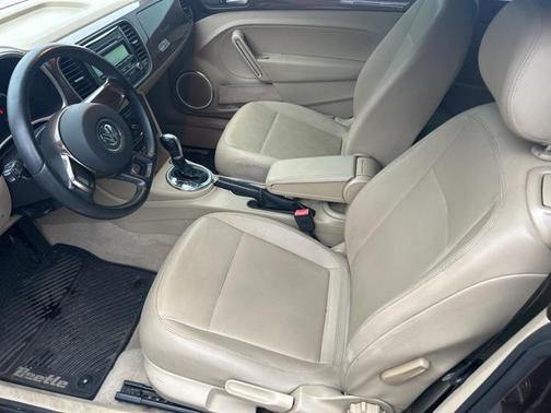 2013 Volkswagen Beetle 2.5L