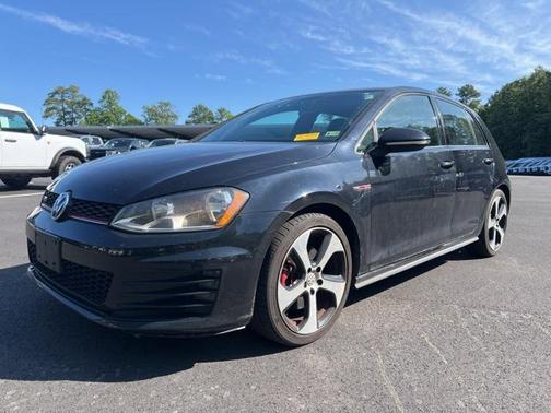 2017 Volkswagen Golf GTI 2.0T S 4-Door