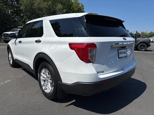 2020 Ford Explorer Base