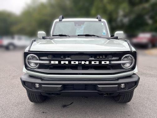 Cactus Gray 2023 Ford Bronco Outer Banks
