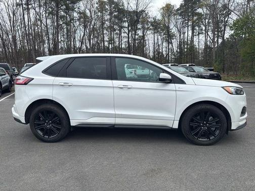 STAR WHITE 2024 Ford Edge ST Line