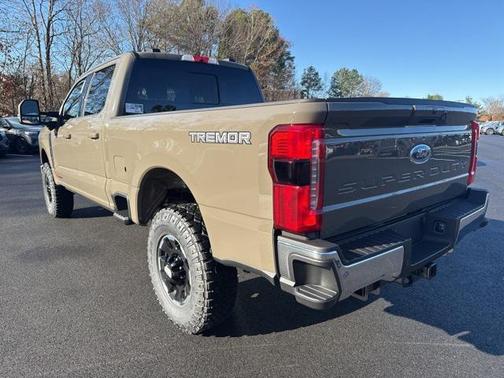 2026 Ford F-350 Lariat