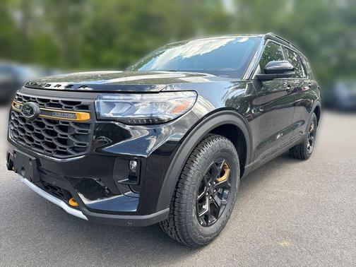 AGATE BLACK METALLIC 2026 Ford Explorer Tremor