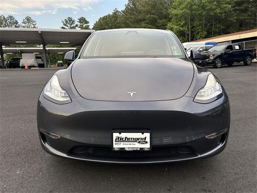 2022 Tesla Model Y Long Range Dual Motor All-Wheel Drive