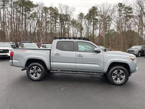 2018 Toyota Tacoma TRD Sport