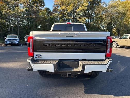 2026 Ford F-350 Platinum