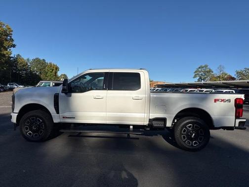2026 Ford F-350 Platinum