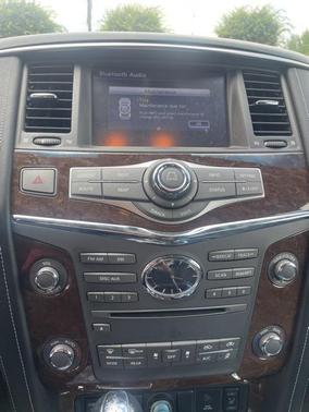 2017 INFINITI QX80 Base