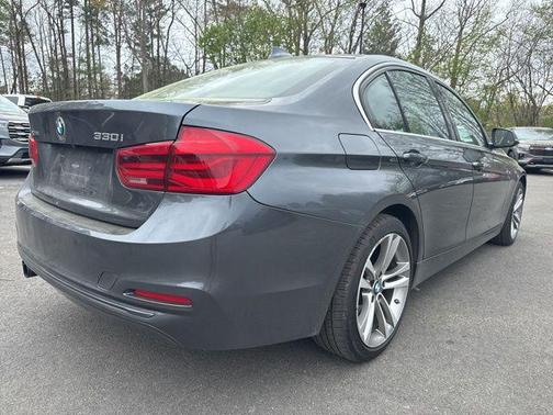 Mineral Gray Metallic 2018 BMW 330 xDrive