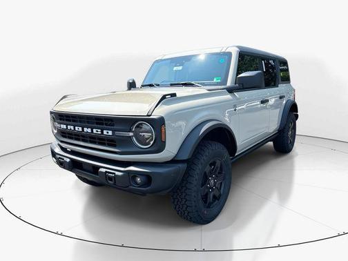 DESERT SAND 2025 Ford Bronco Big Bend