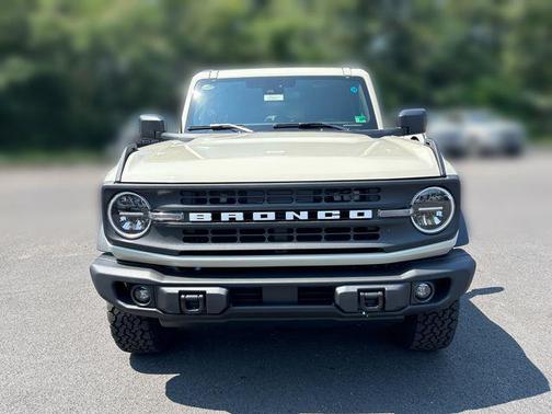 DESERT SAND 2025 Ford Bronco Big Bend