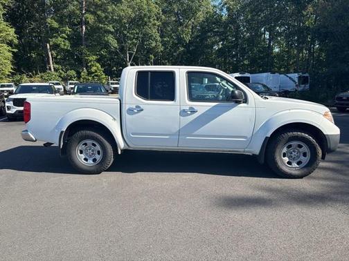 2016 Nissan Frontier S