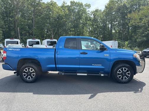 2016 Toyota Tundra SR5