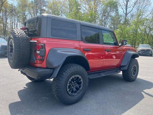 HOT PEPPER RED MET TINT CC 2023 Ford Bronco Raptor