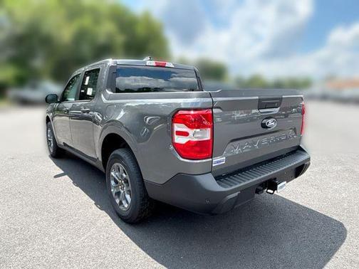 CARBONIZED GRAY METALLIC 2025 Ford Maverick XLT