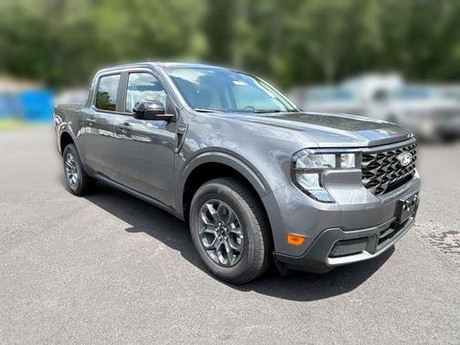 CARBONIZED GRAY METALLIC 2025 Ford Maverick XLT