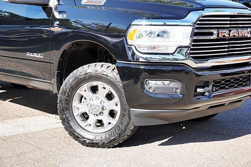 2024 RAM 3500 Laramie Crew Cab 4x4 6'4' Box