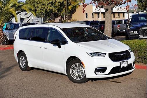 2025 Chrysler Pacifica L