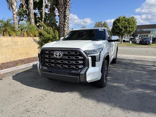 2023 Toyota Tundra Hybrid Platinum