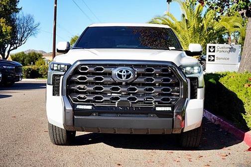 2023 Toyota Tundra Hybrid Platinum