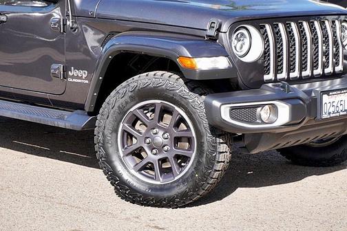 2021 Jeep Gladiator Overland