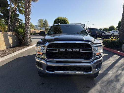 2020 RAM 2500 Tradesman Crew Cab 4X4 6'4' Box