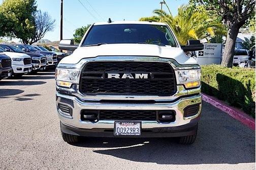 2022 RAM 2500 Tradesman Crew Cab 4x4 6'4' Box