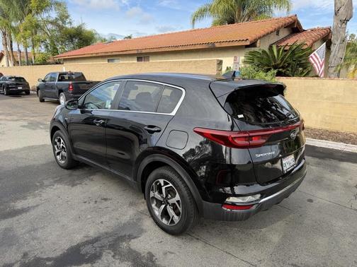 2022 Kia Sportage LX