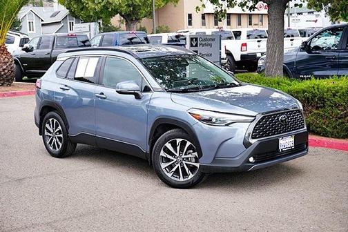 2023 Toyota Corolla Cross XLE