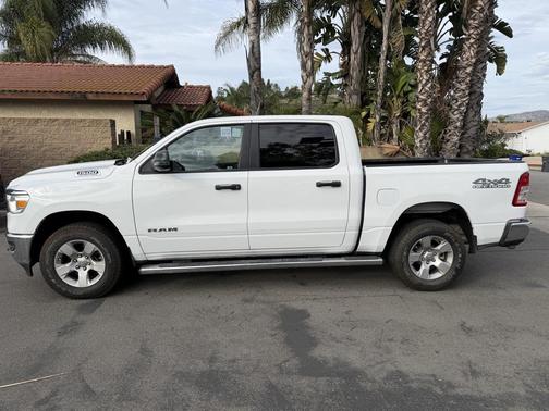 2024 RAM 1500 Big Horn/Lone Star