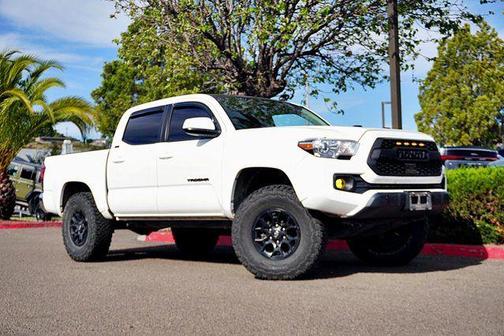 2022 Toyota Tacoma SR5