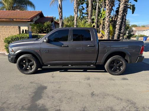 2020 RAM 1500 Classic Warlock Crew Cab 4x4 5'7' Box