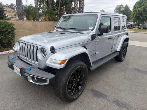 Silver Zynith Clearcoat 2023 Jeep Wrangler 4xe Sahara