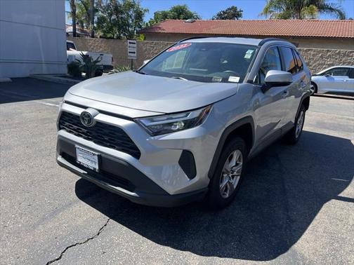 2022 Toyota RAV4 XLE