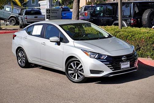 2023 Nissan Versa 1.6 SV