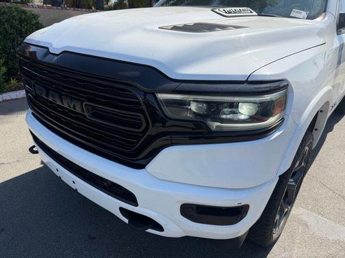 Bright White Clearcoat 2022 RAM 1500 Limited